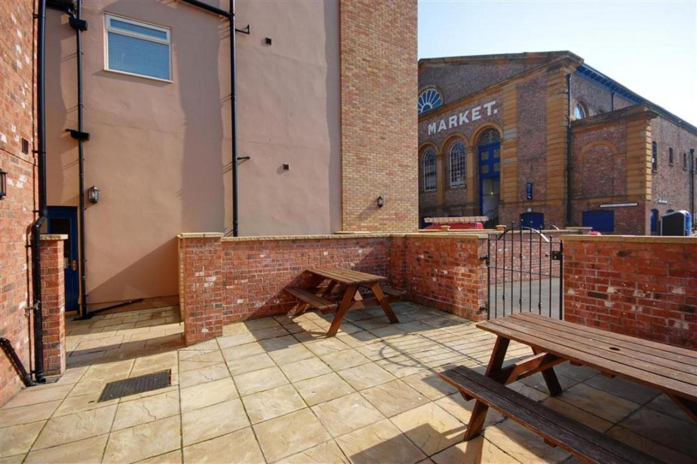 Hotties House - Two-Bed Cottage, Dog-Friendly & Off-Street Parking - Scarborough Eksteriør bilde